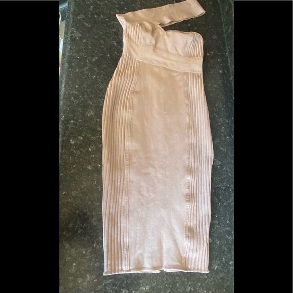 MISGUIDED premium Light Pink bandage one shoulder bodycon mini dress - Picture 4 of 10